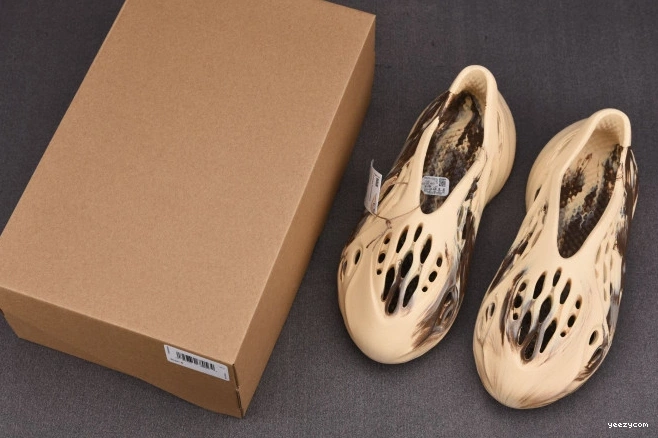 MX Cream GX8774 Clay Adidas RNNR Yeezy Foam 0801